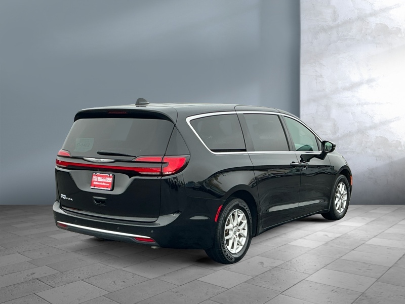 2025 Chrysler Pacifica