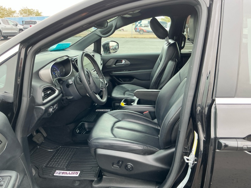 2025 Chrysler Pacifica