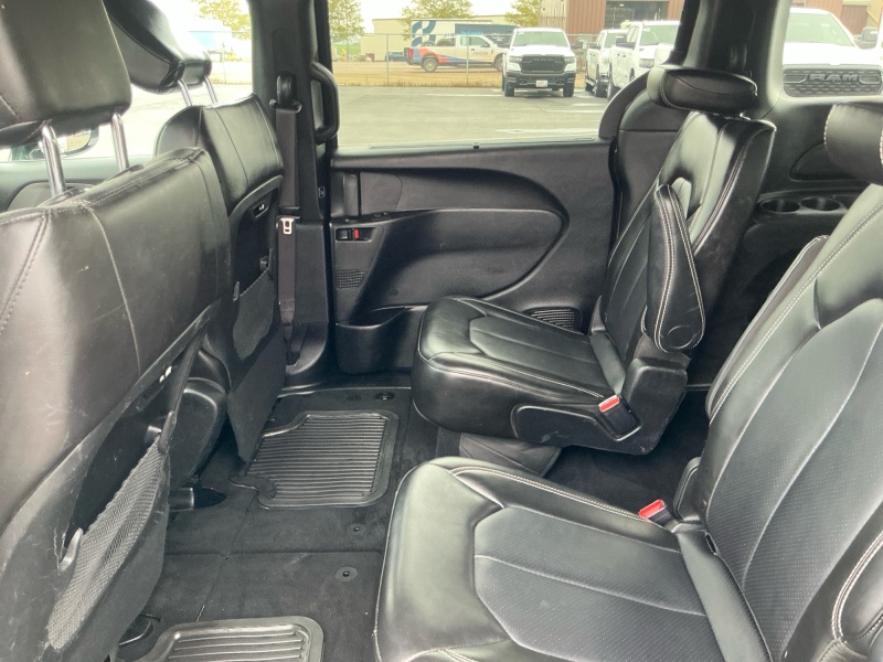 2025 Chrysler Pacifica