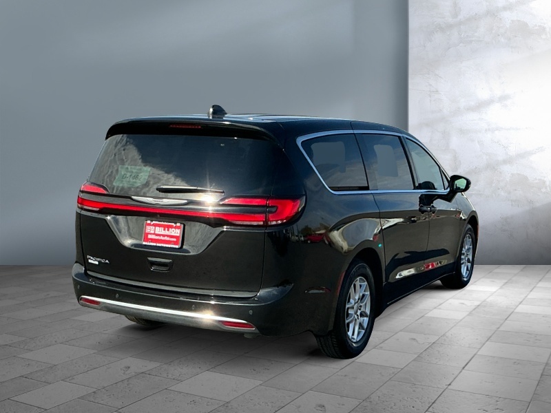 2025 Chrysler Pacifica