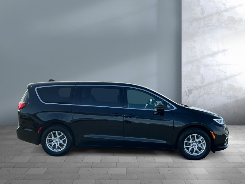 2025 Chrysler Pacifica