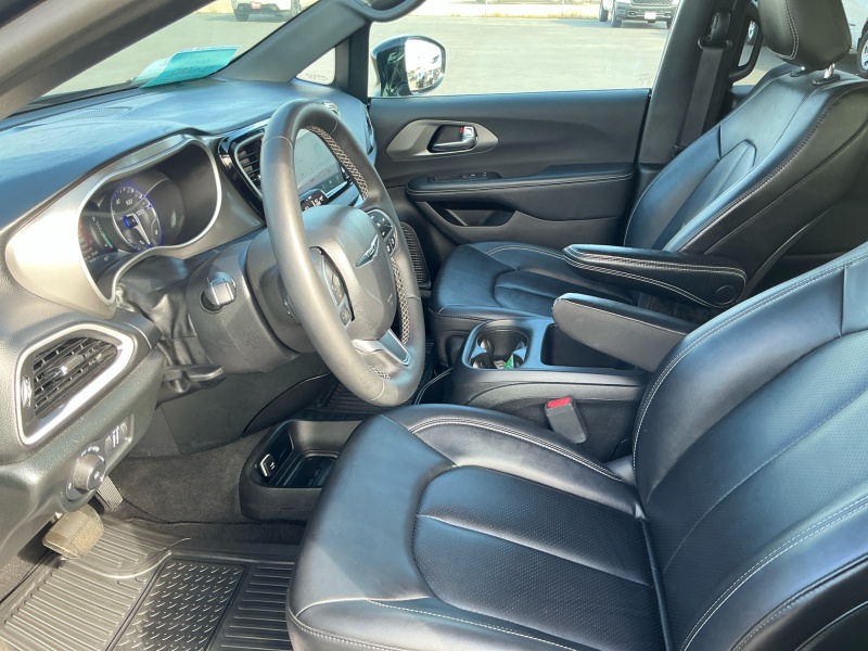 2025 Chrysler Pacifica