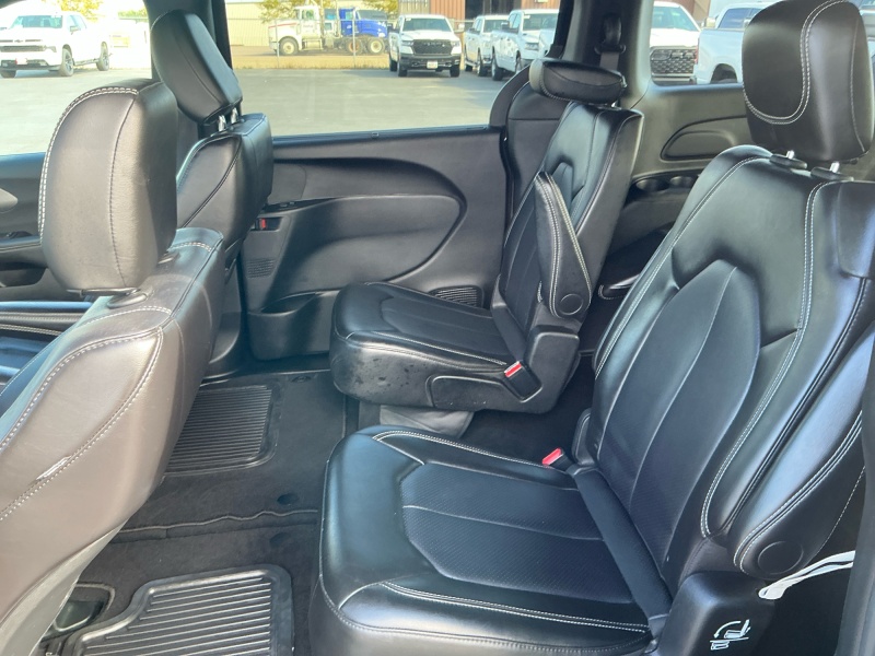 2025 Chrysler Pacifica