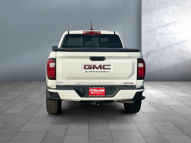 2024 GMC Canyon