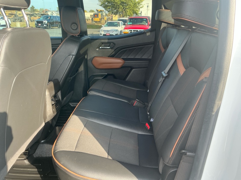 2024 GMC Canyon