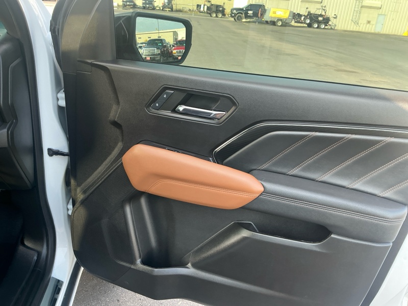 2024 GMC Canyon