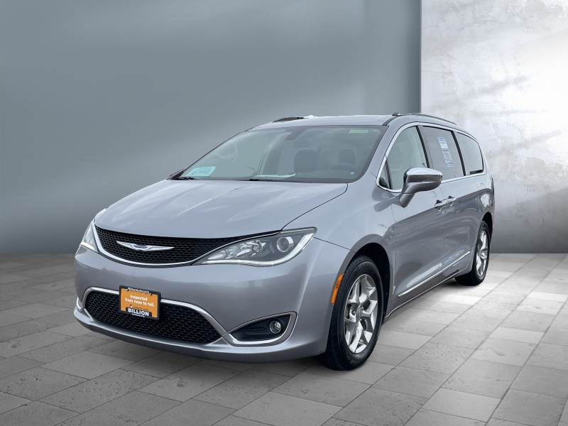 Used 2018 Chrysler Pacifica Limited Van