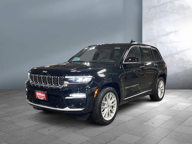 New 2023 Jeep Grand Cherokee Summit SUV