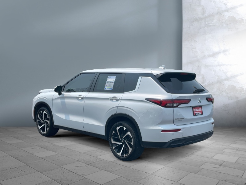 2022 Mitsubishi Outlander