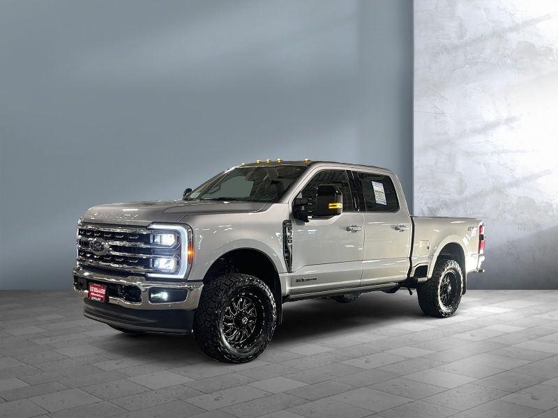 Used 2024 Ford Super Duty F-350 SRW LARIAT Truck