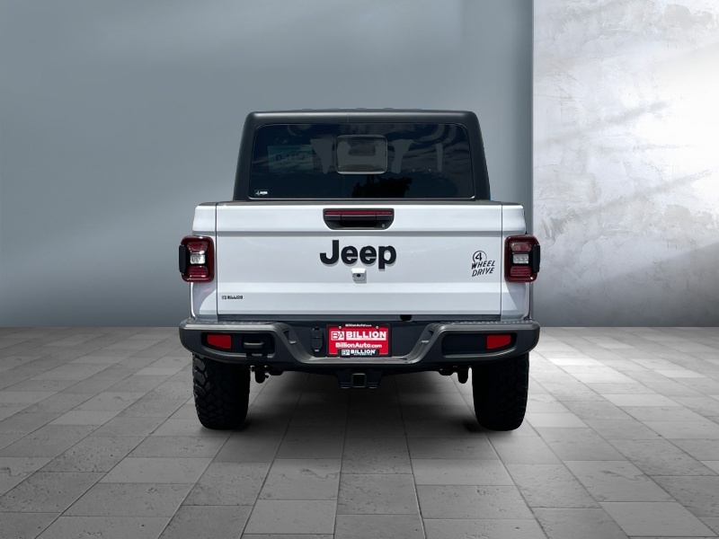 2024 Jeep Gladiator