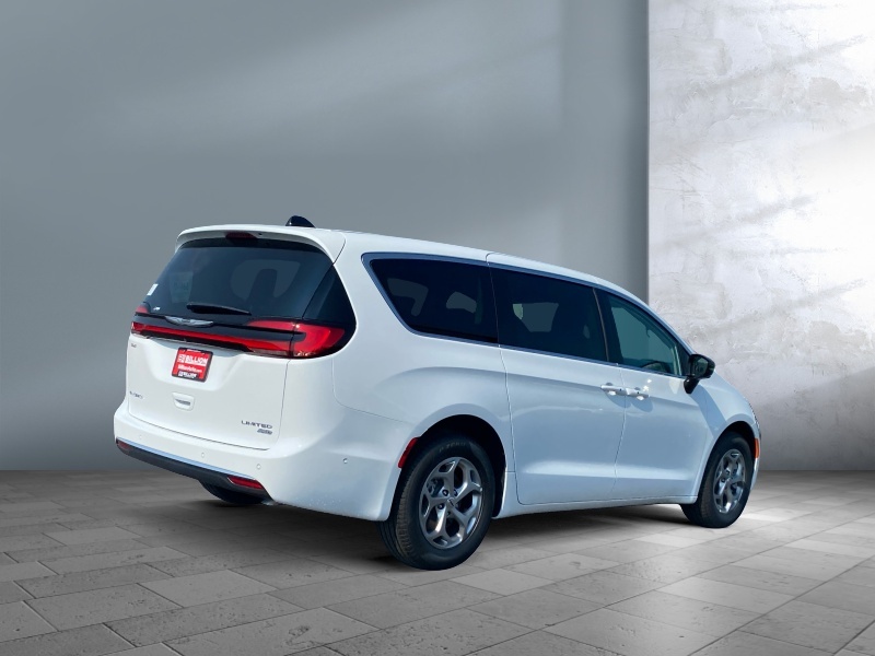 2024 Chrysler Pacifica