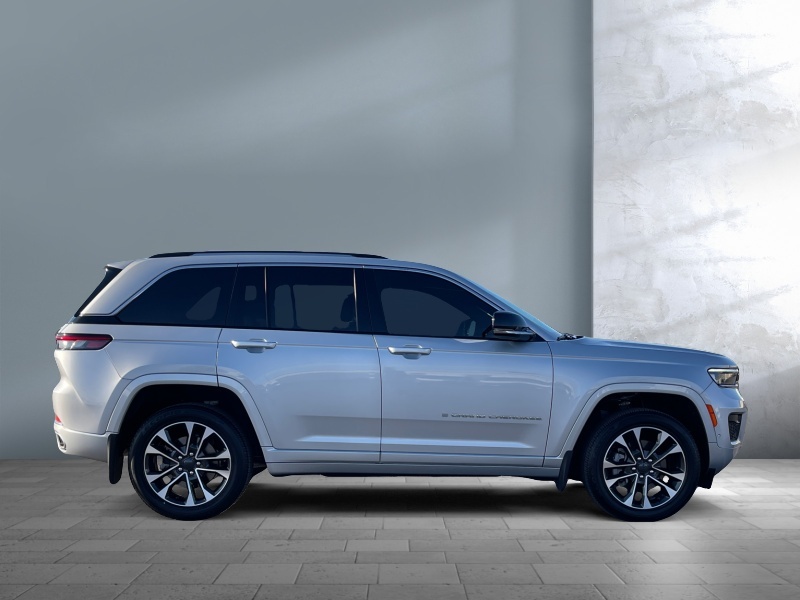 2022 Jeep Grand Cherokee