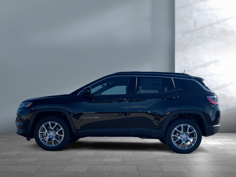 New 2024 Jeep Compass Latitude Lux Crossover