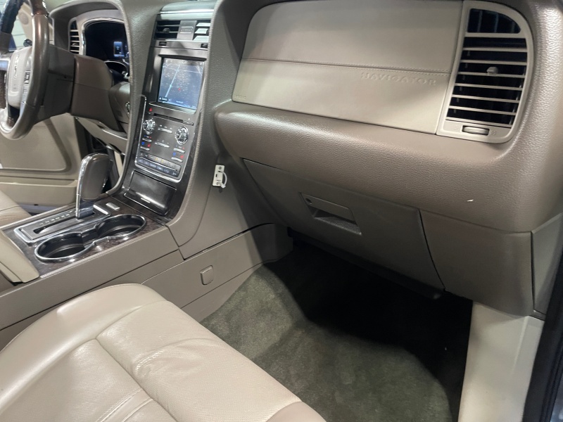 2017 Lincoln Navigator L