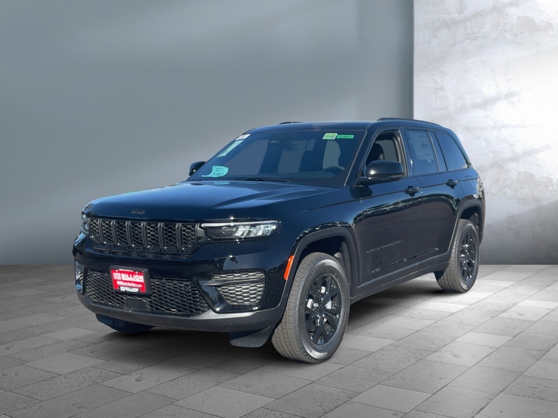 New 2024 Jeep Grand Cherokee Laredo SUV