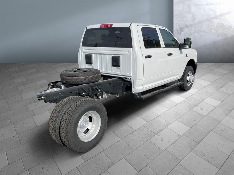 2024 Ram 3500 Chassis Cab