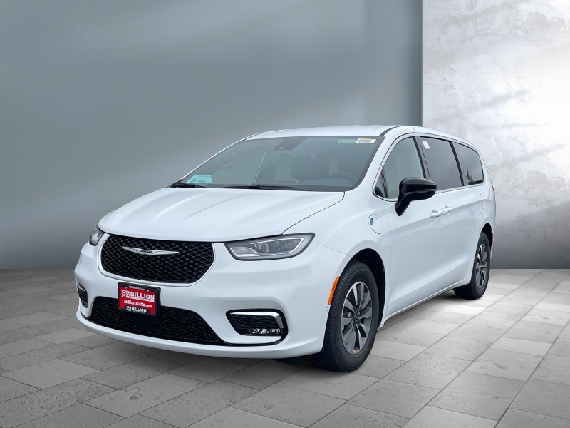 New 2025 Chrysler Pacifica Hybrid  Van