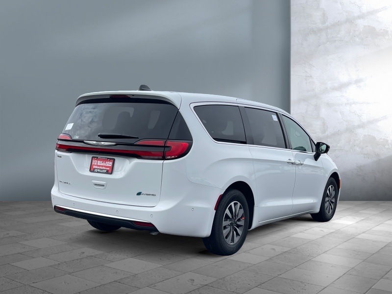 2025 Chrysler Pacifica