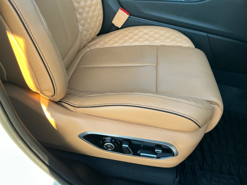 2022 Jeep Grand Cherokee 4xe