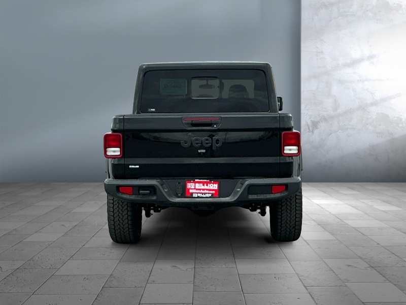 2025 Jeep Gladiator