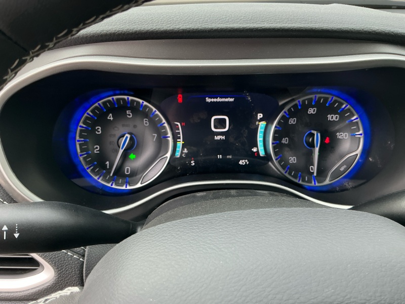 2025 Chrysler Pacifica