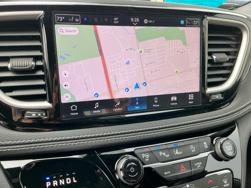 2025 Chrysler Pacifica