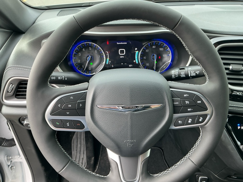 2025 Chrysler Pacifica