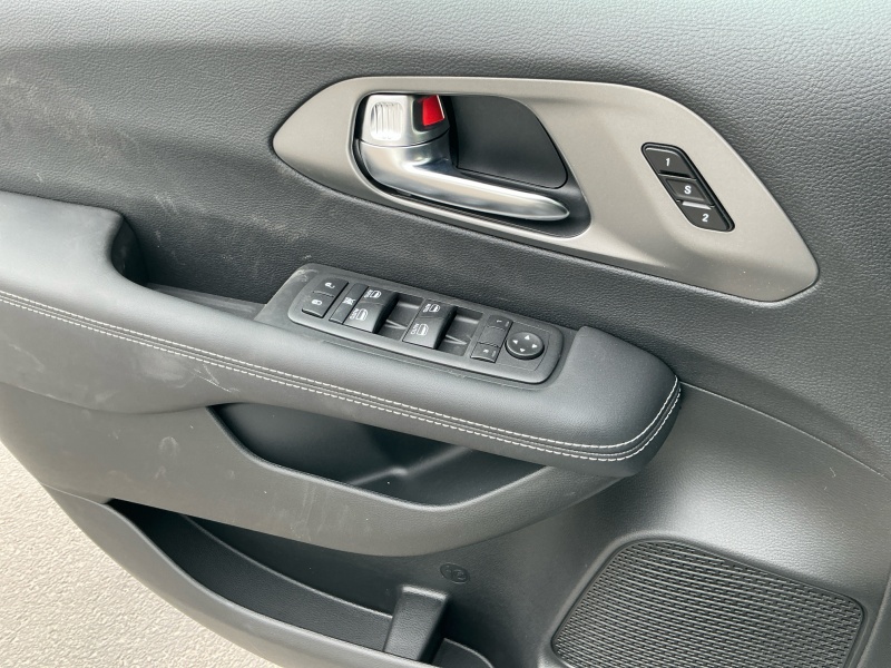2025 Chrysler Pacifica