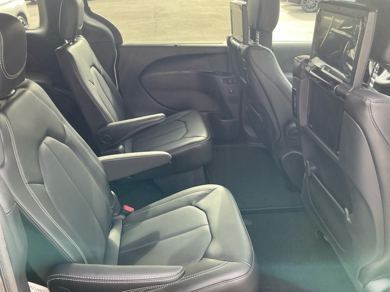 2025 Chrysler Pacifica