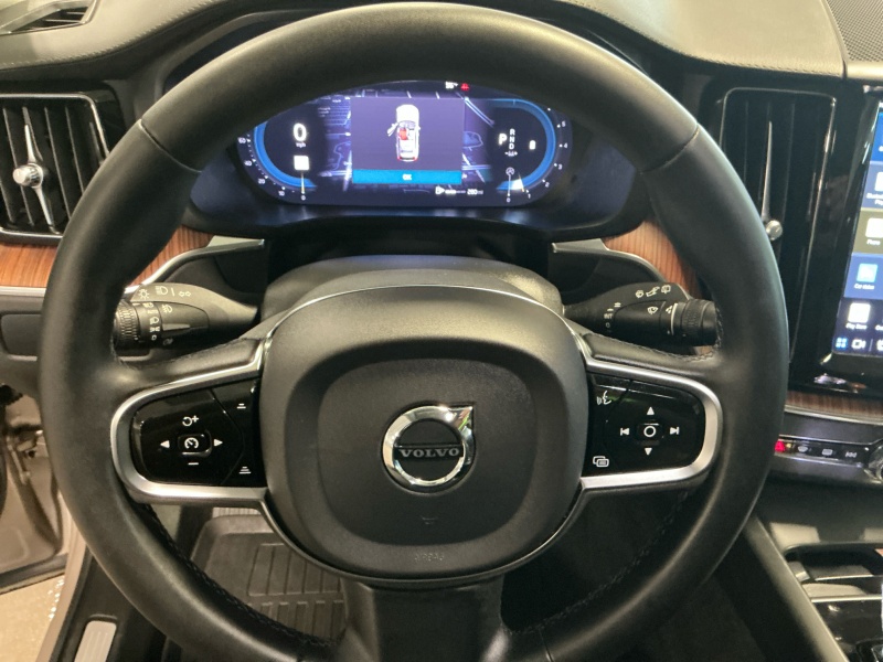2023 Volvo XC60