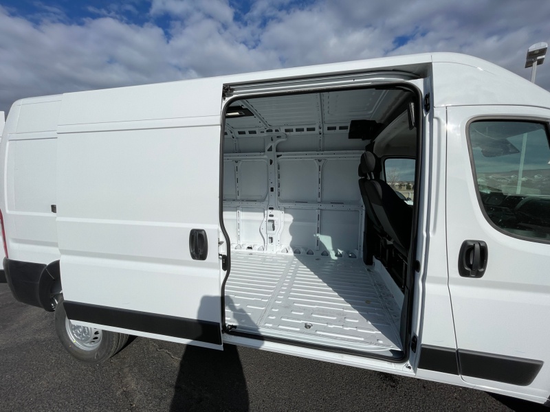 2025 Ram ProMaster Cargo Van