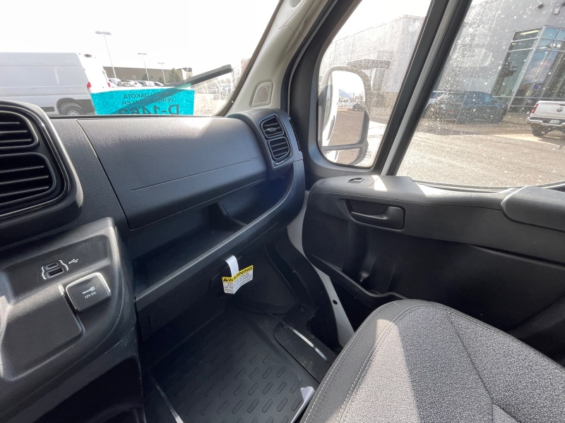 2025 Ram ProMaster Cargo Van