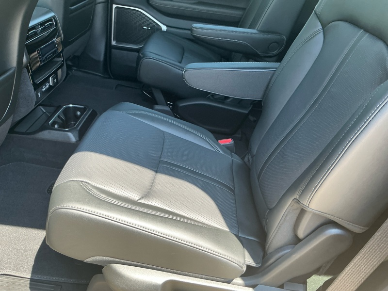 2025 Jeep Wagoneer