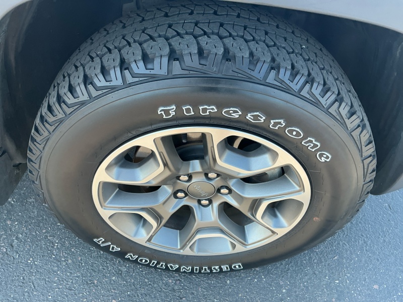 2020 Jeep Cherokee