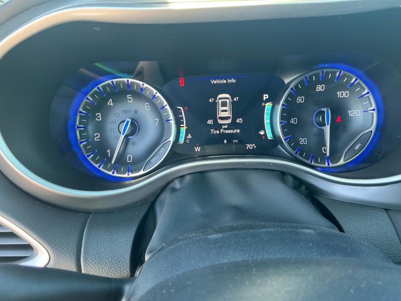 2025 Chrysler Voyager