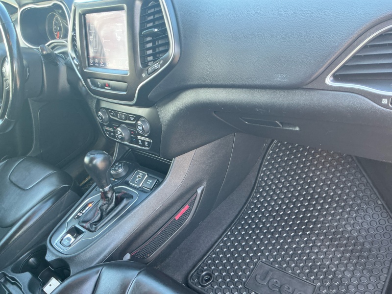 2019 Jeep Cherokee