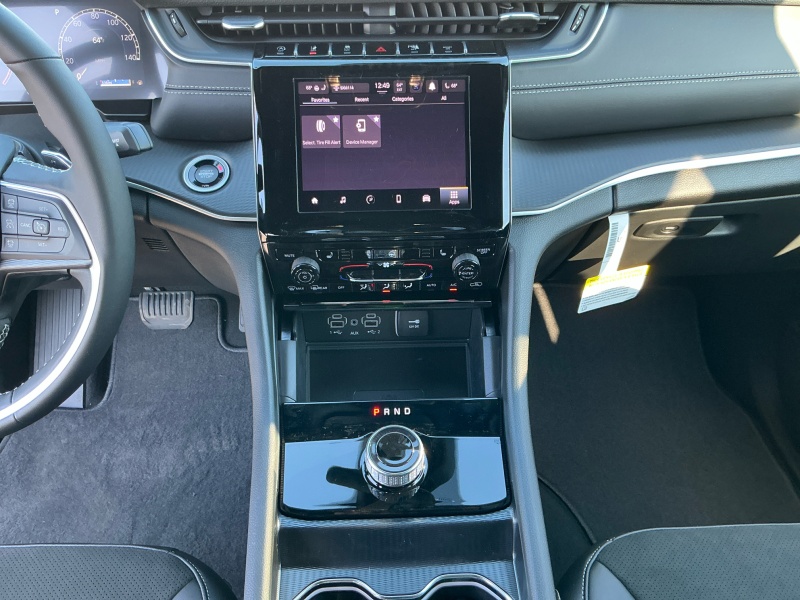2025 Jeep Grand Cherokee