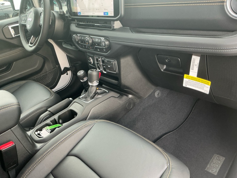 2025 Jeep Gladiator