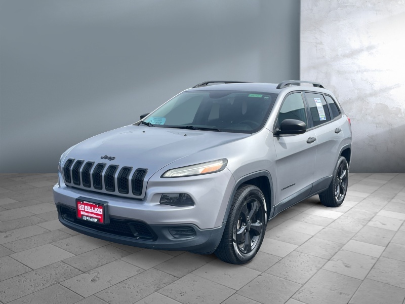 Used 2016 Jeep Cherokee Altitude SUV