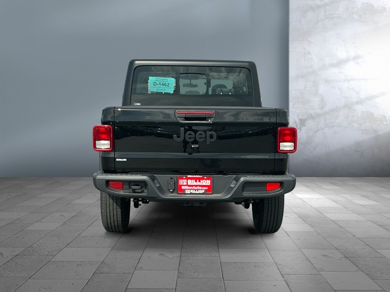 2025 Jeep Gladiator
