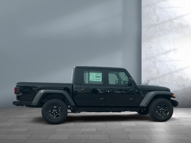 2025 Jeep Gladiator