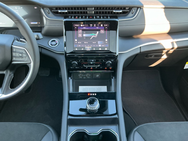 2025 Jeep Grand Cherokee L
