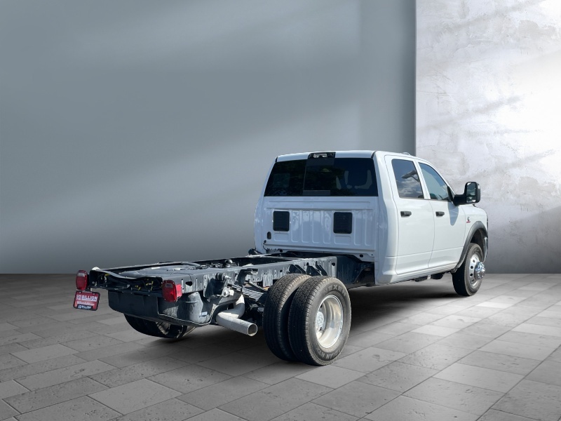 2026 Ram 3500 Chassis Cab
