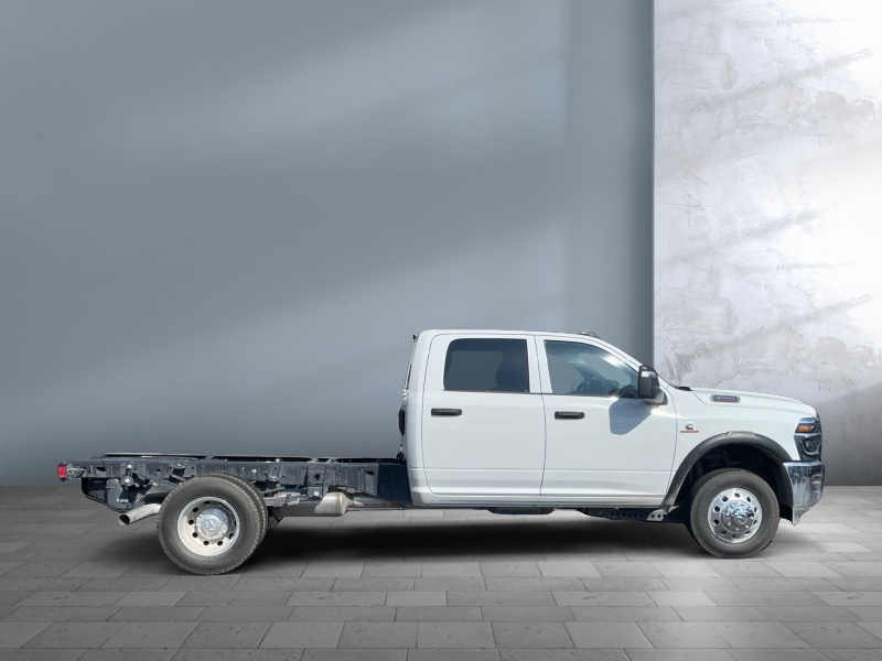 2026 Ram 3500 Chassis Cab