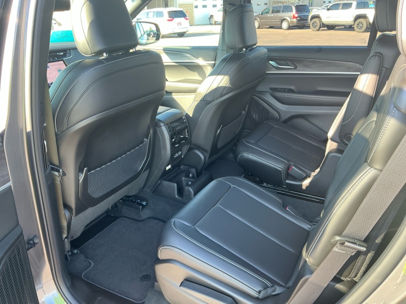 2025 Jeep Grand Cherokee L