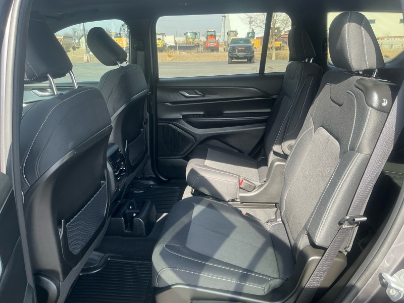 2025 Jeep Grand Cherokee L