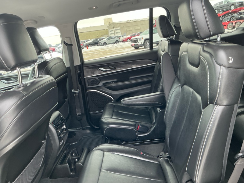 2022 Jeep Grand Cherokee L