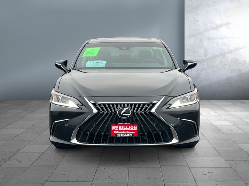 2024 Lexus ES