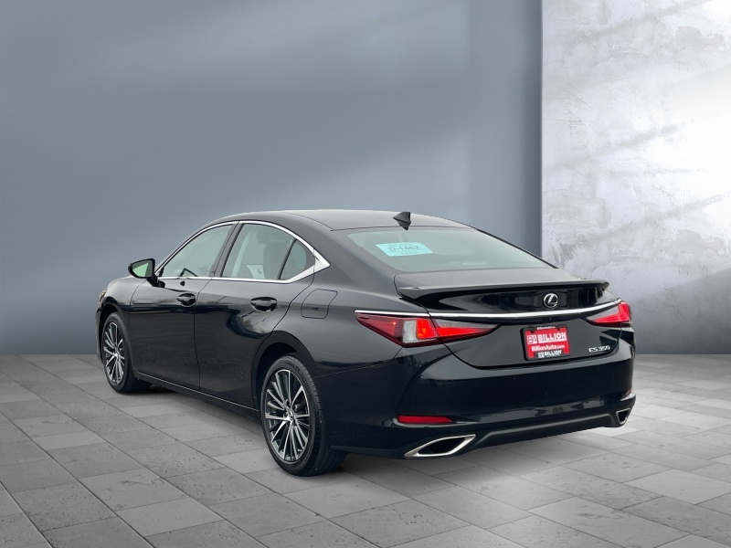 2024 Lexus ES